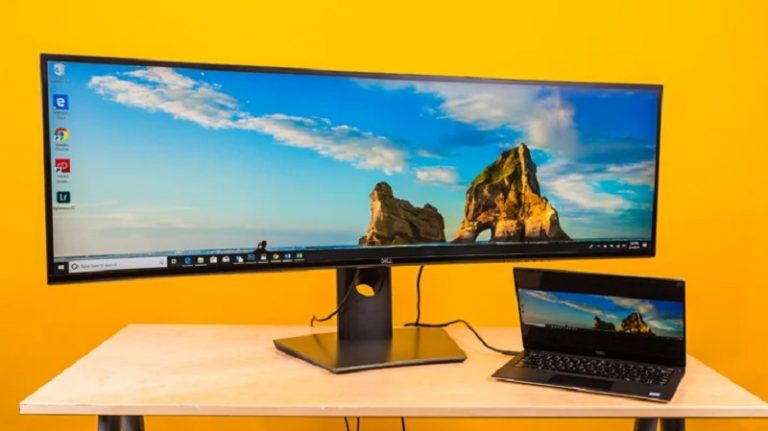 Monitor for Seniors 4K vs Ultrawide Explained